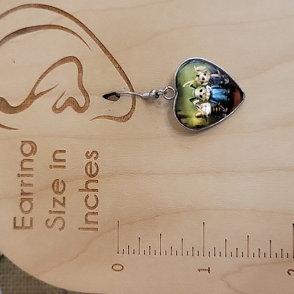 CREEPY GANG EARRINGS - Picture 5 of 6